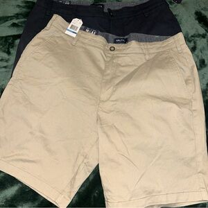 Nautica Men's NEW Tan and Black Classic Fit Deck Shorts 36 w 8.5 inseam